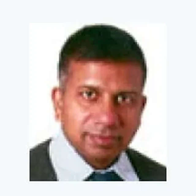 Dr Rakesh Agarwal